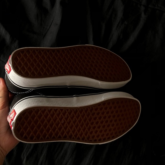 Hello Kitty Vans - Picture 3 of 4